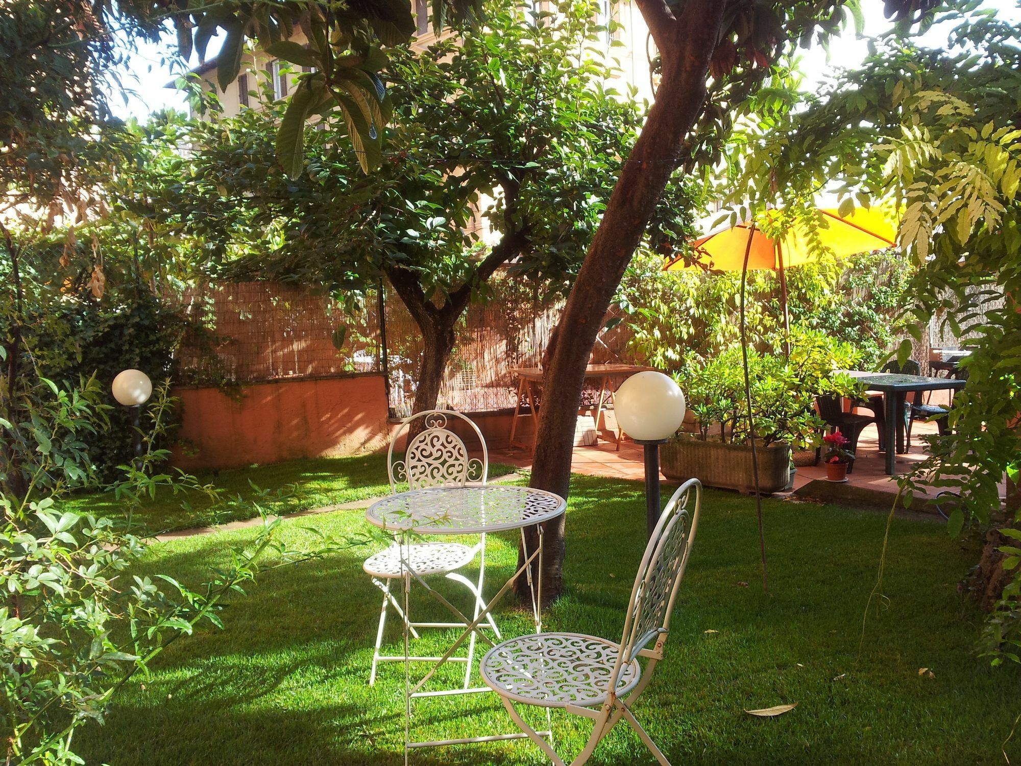 Al Giardino Di Alice Bed & Breakfast Perugia Ngoại thất bức ảnh