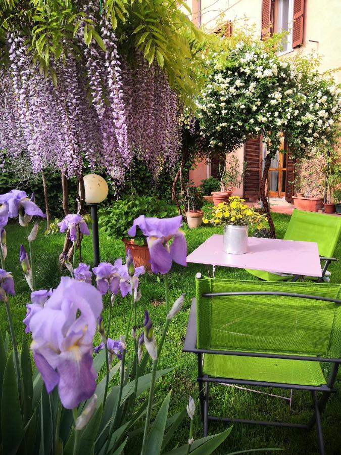 Al Giardino Di Alice Bed & Breakfast Perugia Ngoại thất bức ảnh